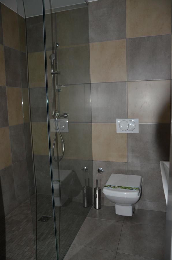 Family-Hotel Balastya Bagian luar foto
